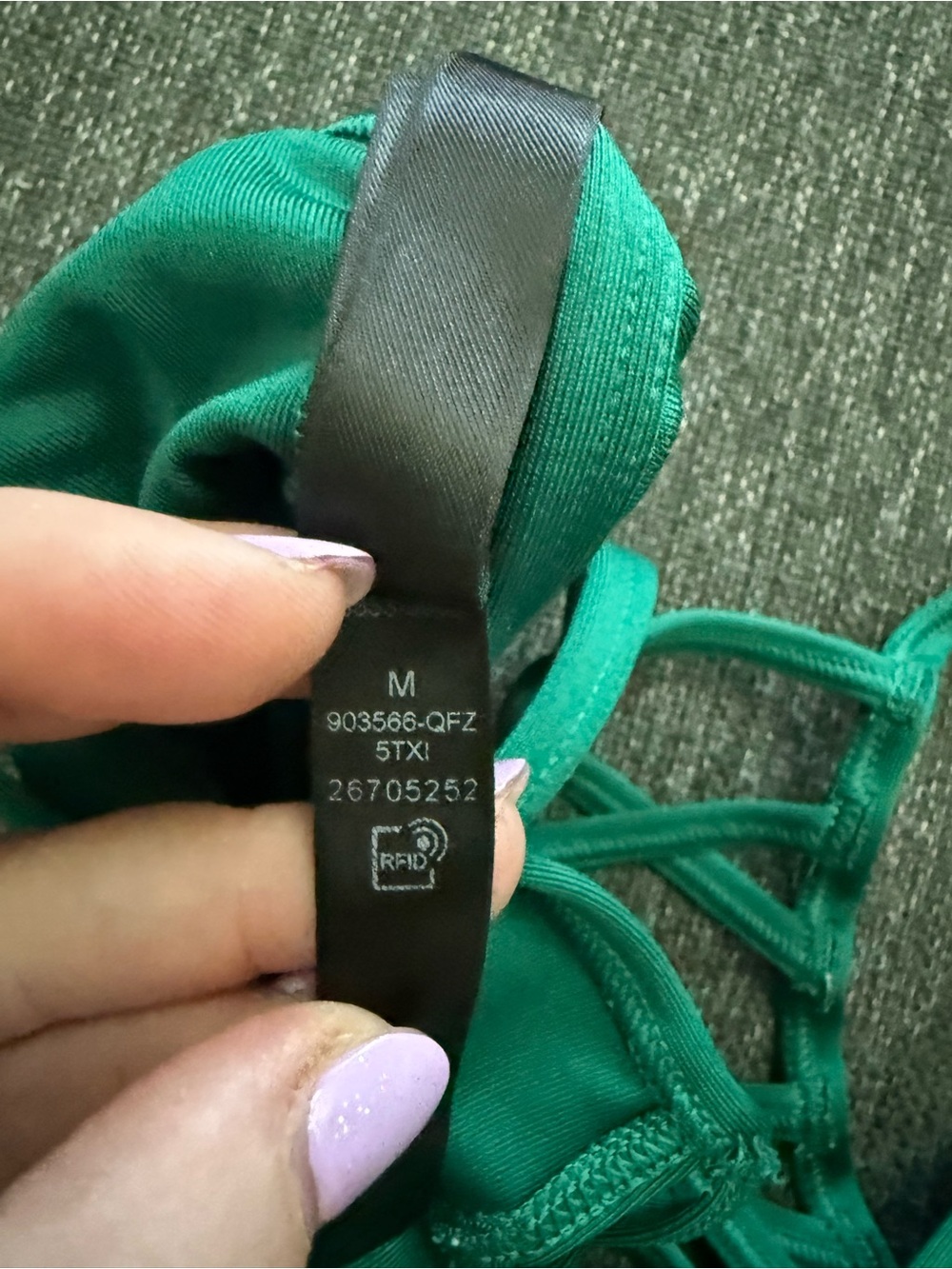Green Strappy Victoria secret pink active bra size Medium super cute - Picture 7 of 7